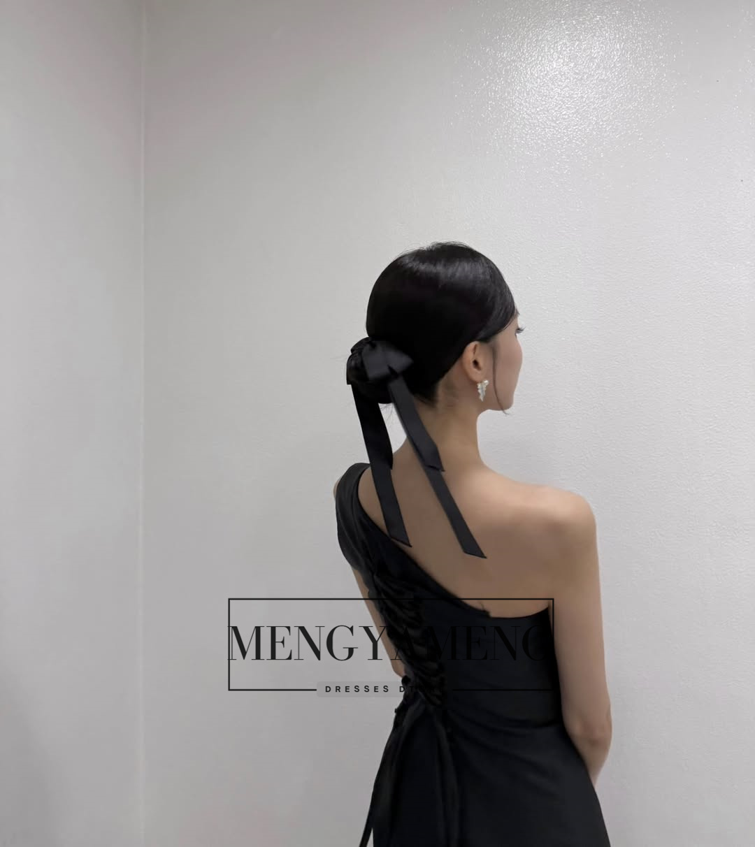 ZHUISHU Tek Omuzlu Siyah Abiye - Modern Korean Lifestyle incelemesi ve fiyatı